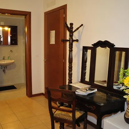 Casablanca فندق مبيت وإفطار Trebaseleghe